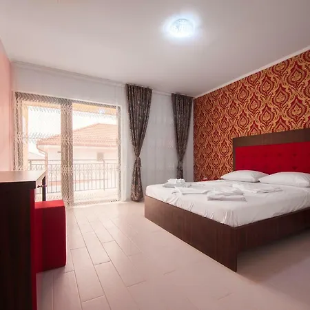 Aymar Πανσιόν Două Mai