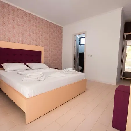 Aymar Guest house