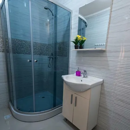 Aymar Guest house *